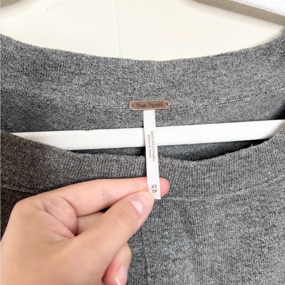 Free People grey Jamie sweater scoop neck cropped balloon sleeve oversized XS - Picture 6 of 10